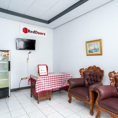 Reddoorz Syariah Near Rsud Cimacan Богор Екстериор снимка