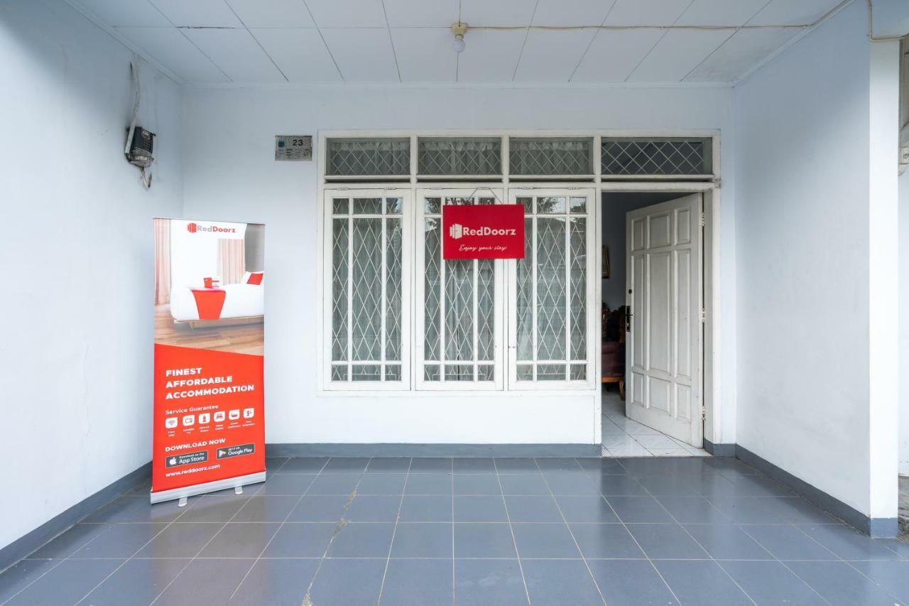 Reddoorz Syariah Near Rsud Cimacan Богор Екстериор снимка