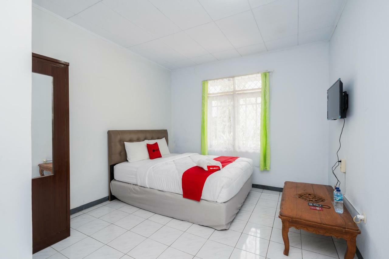 Reddoorz Syariah Near Rsud Cimacan Богор Екстериор снимка